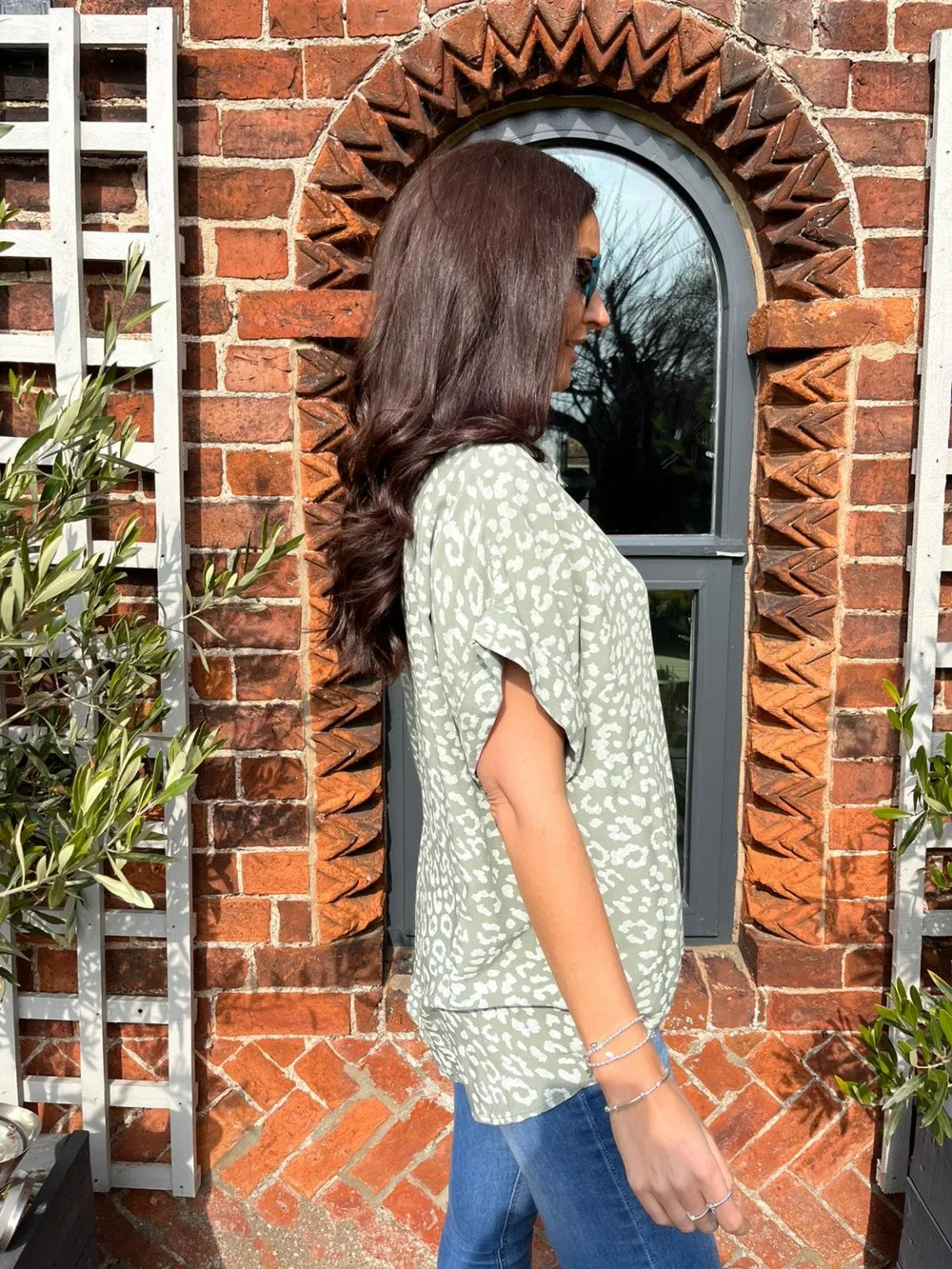 Animal Print Knot Shirt Pam