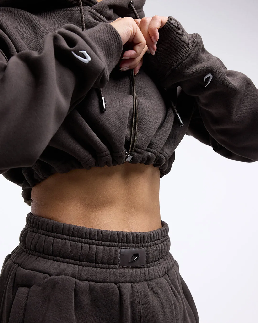 Johnson Cropped Hoodie - Mocha