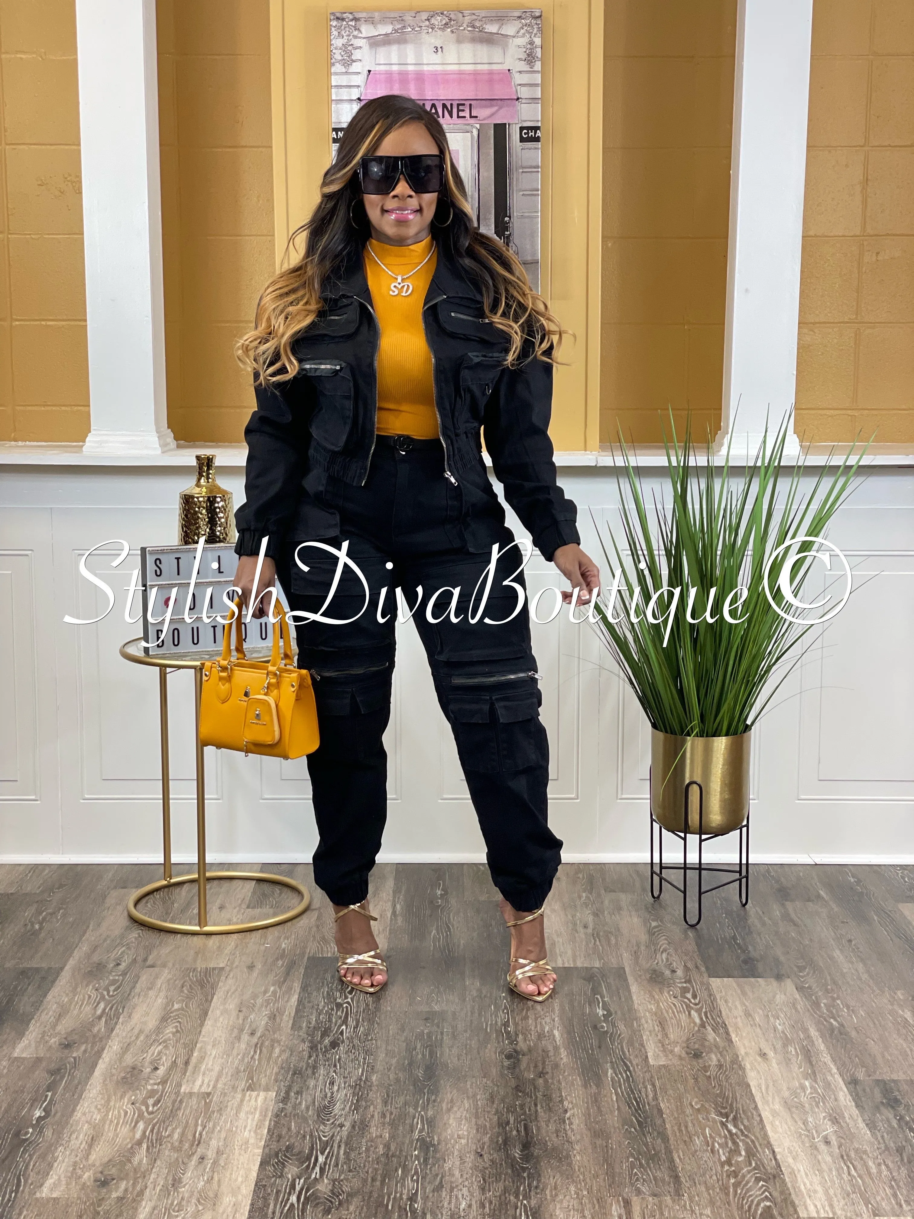 Ms Commander Cropped Jacket (Black)